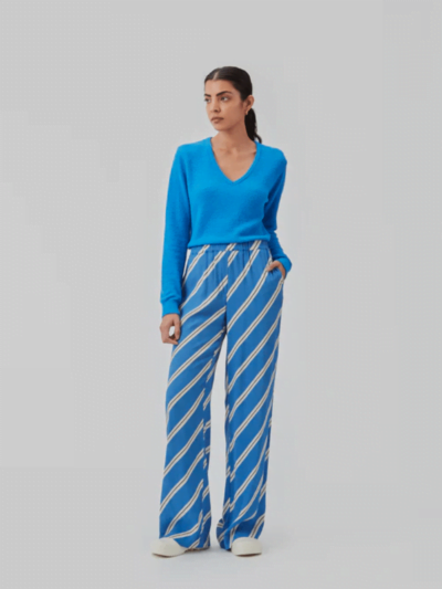 Modstrom CammyMD v-neck