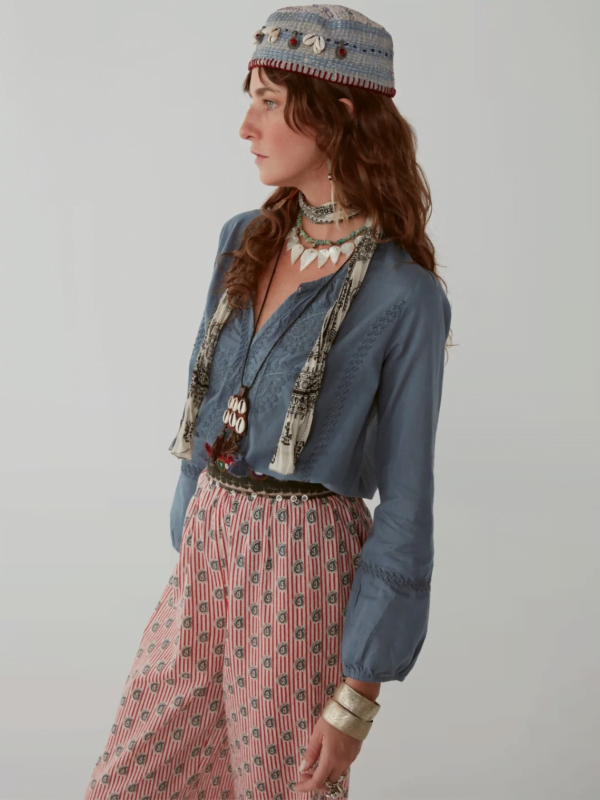 Maison Hotel Yoko blouse