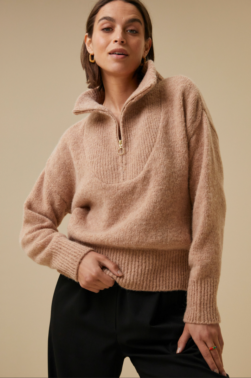 By-Bar Beau pullover