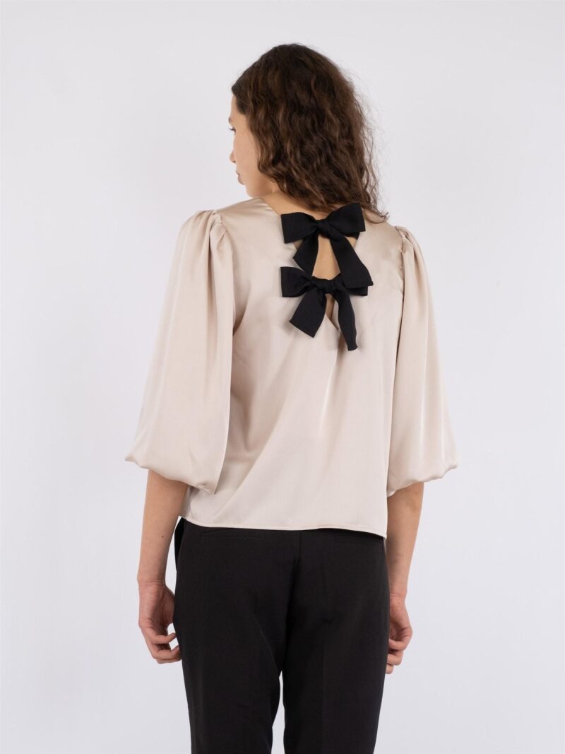 Neo Noir Lorraine satin blouse