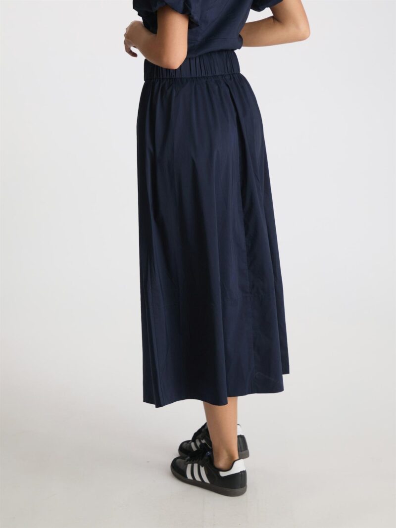 Neo Noir Yara poplin skirt