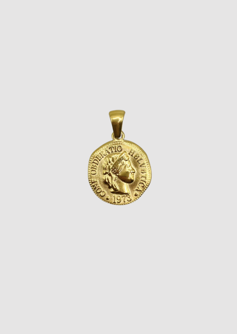 Bonnie Queen coin pendant