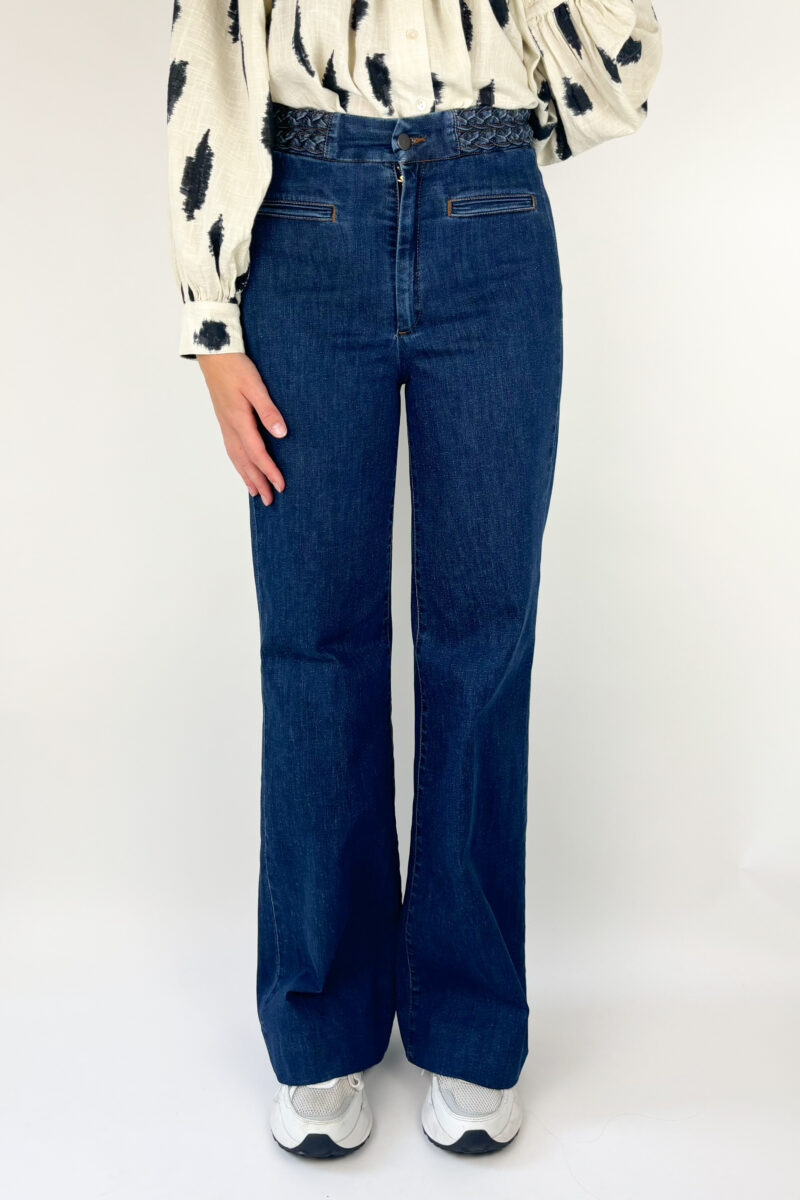 Maison Hotel Ross pant