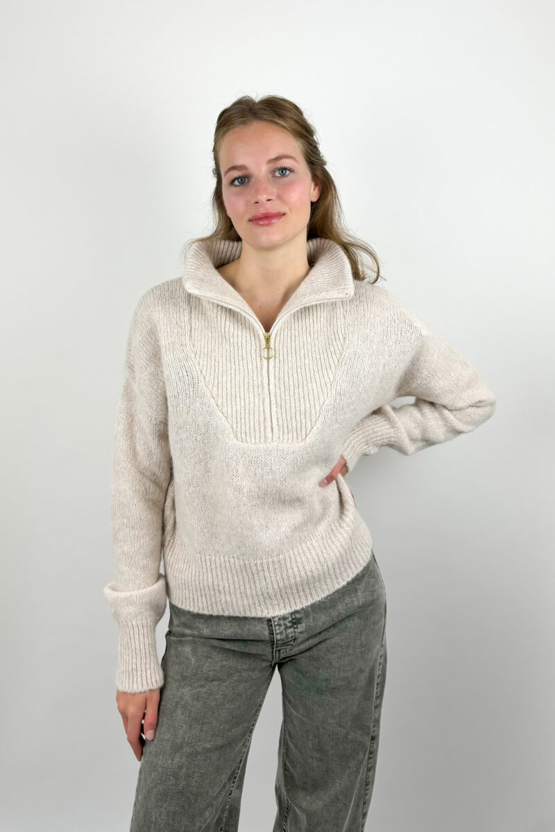 By- Bar Boxy beau pullover