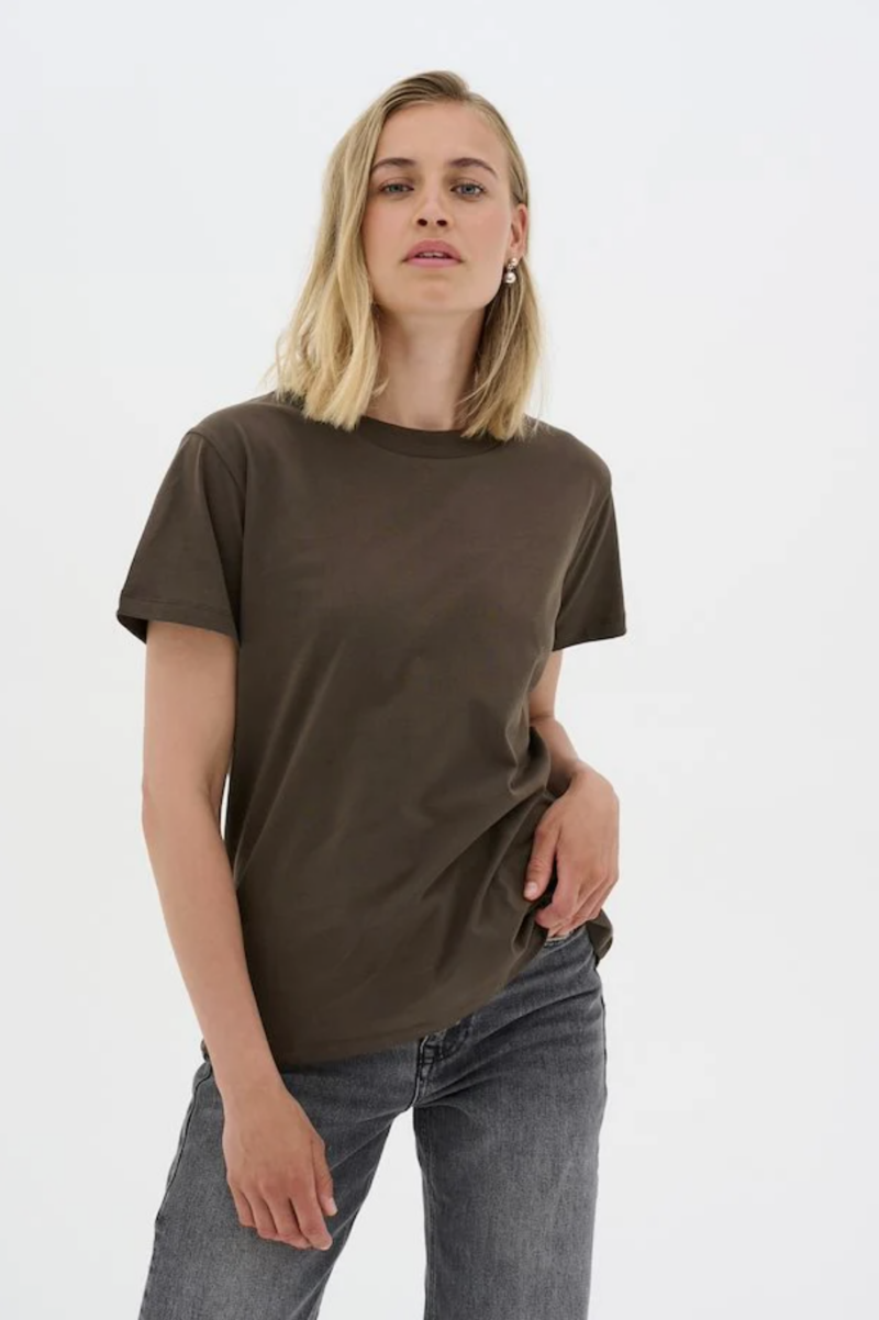 MEW Hanne tee