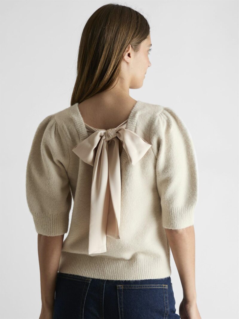 Neo Noir Martha bow knit