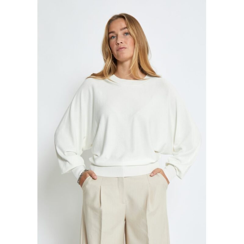 Minus Dana bat sleeve top