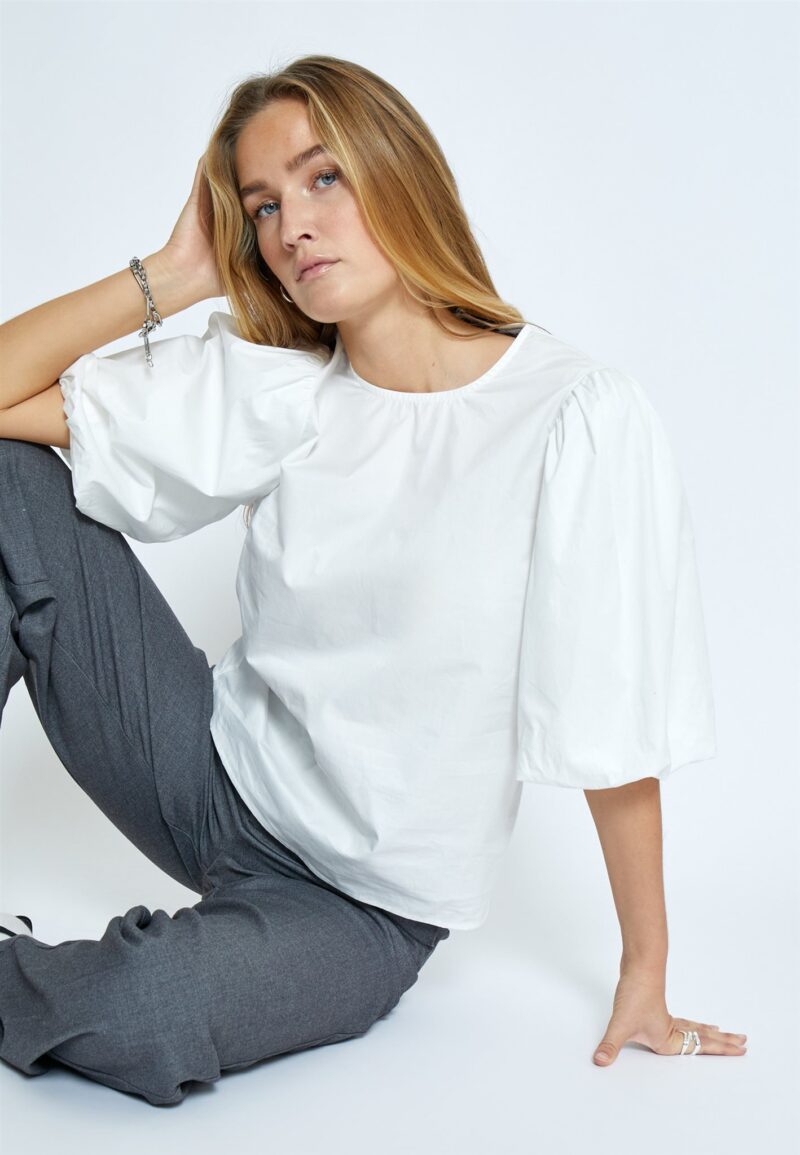 Minus Joa short sleeve blouse