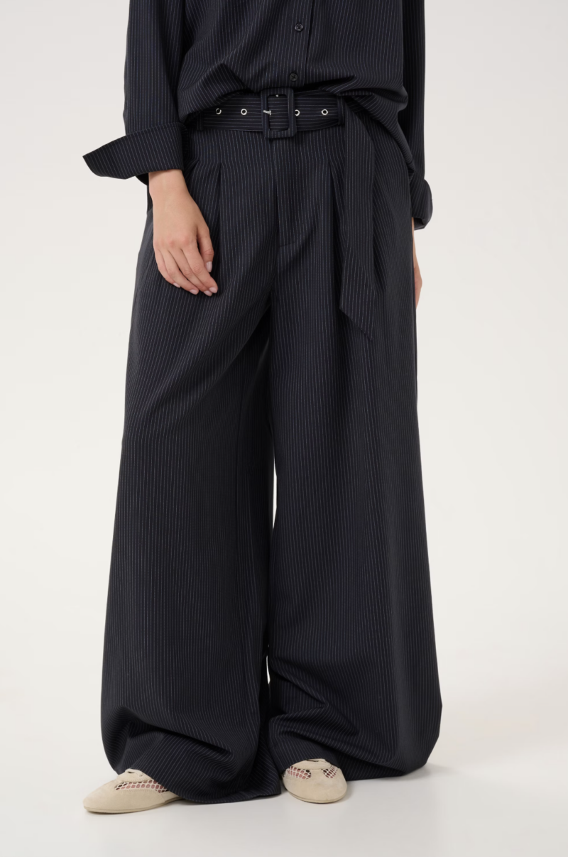 MEW Vitta high wide pant