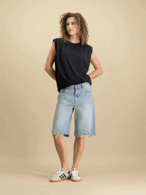 Circle of Trust Lacy tee