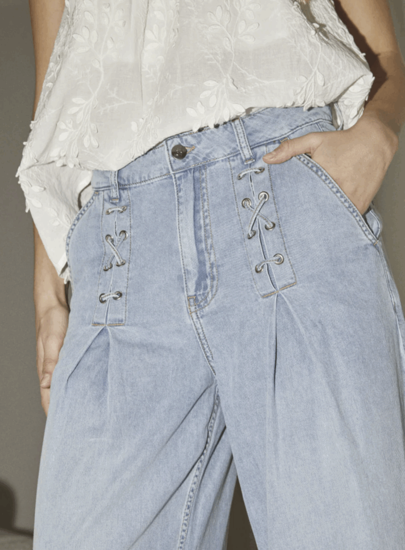 Co'Couture Cindy Eyelet jeans