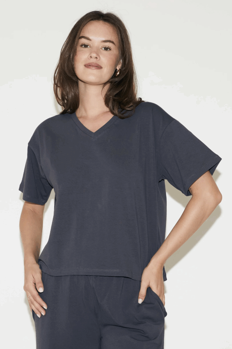 RE/BORN Veva t-shirt off black