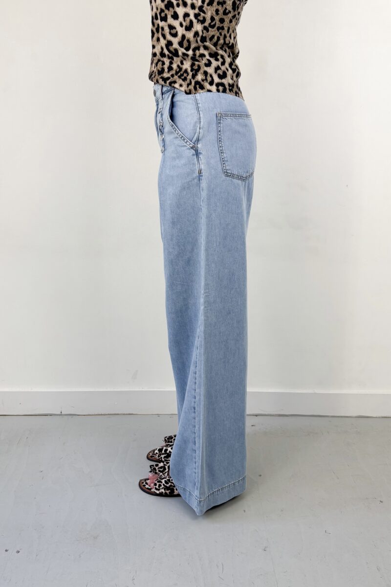 Co'Couture Cindy Eyelet jeans