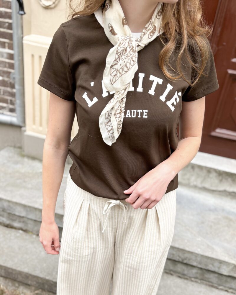 Haute Lamitie Neckline logo te