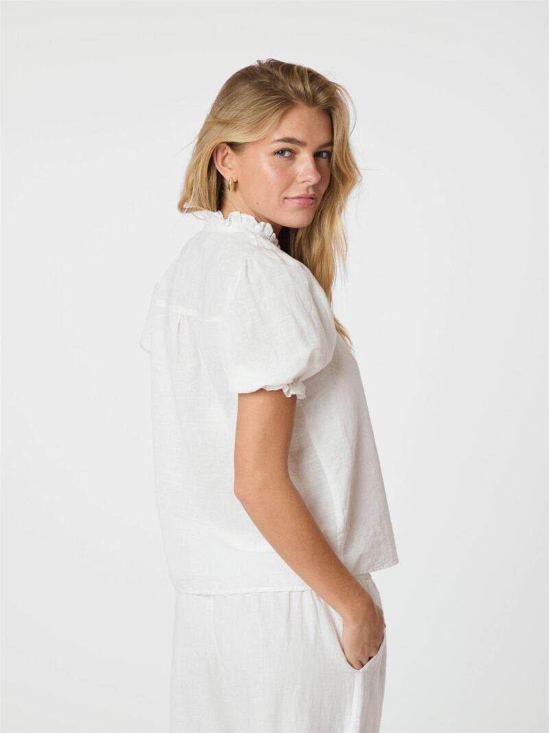 Neo Noir Odesa linen blouse
