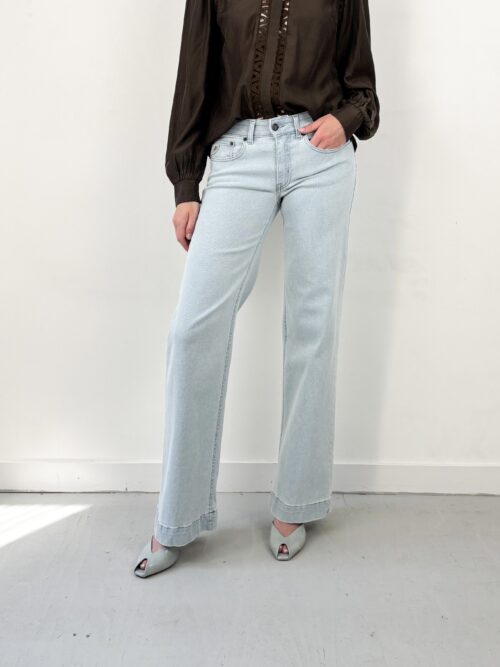 Lois Lorna blue bleached Lois Lorna blue bleached