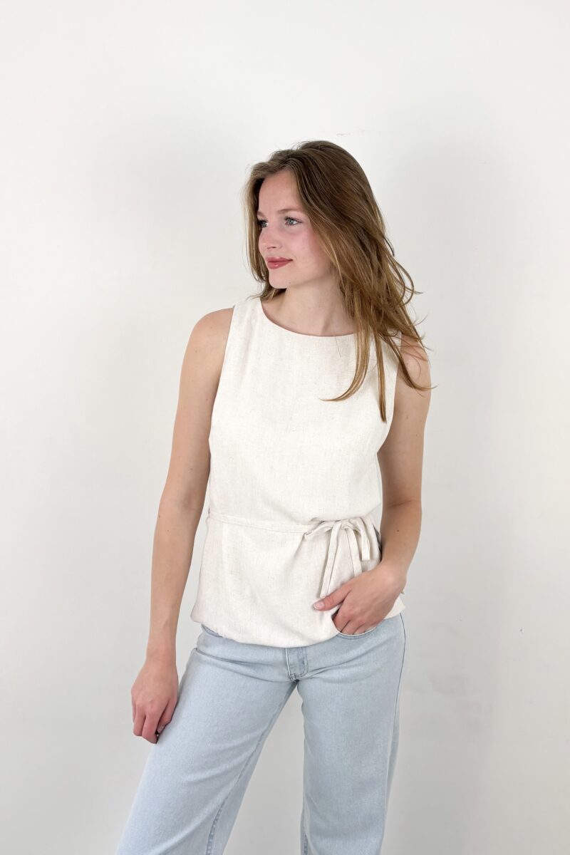 Neo Noir Nassa linen top