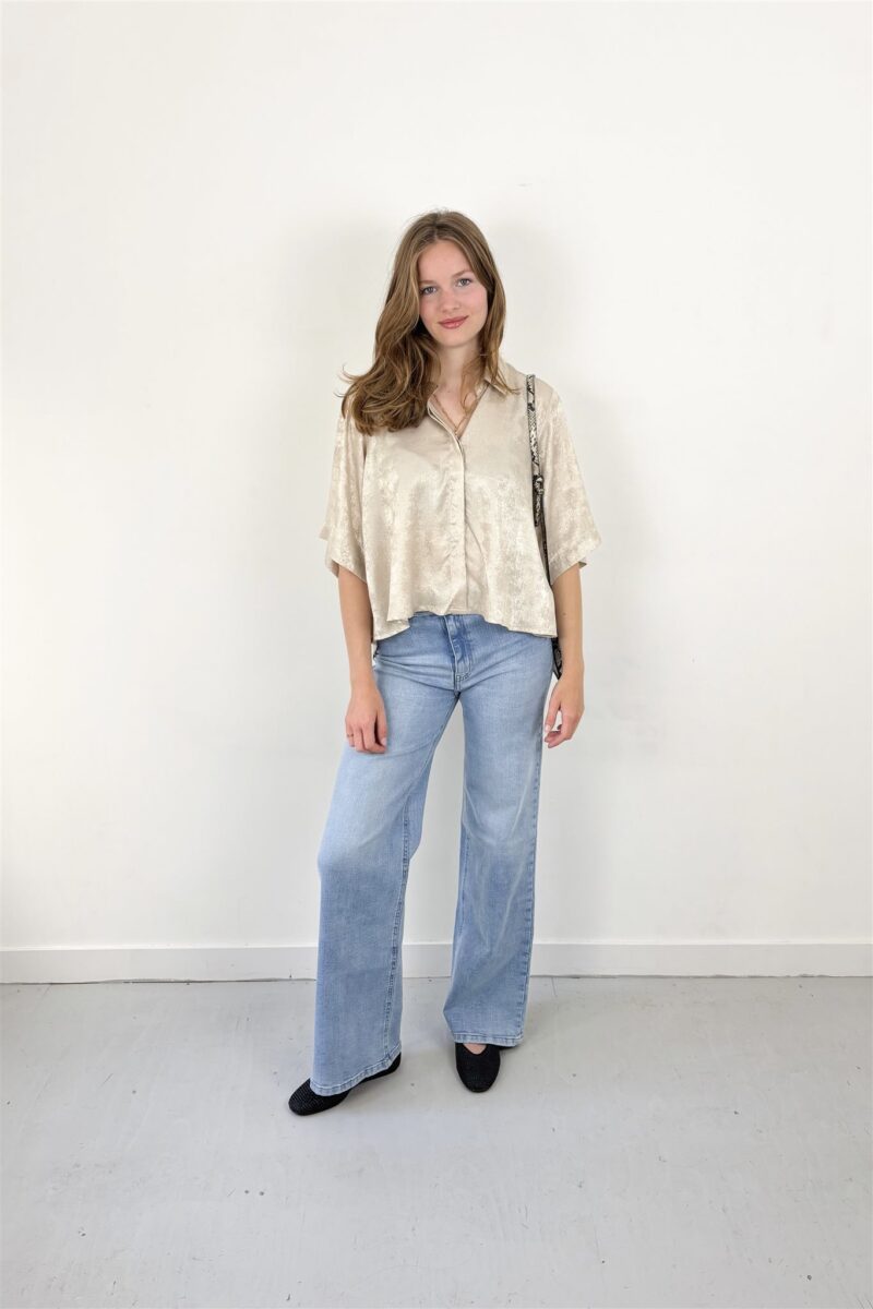 Est'Seven Aliyah blouse shine