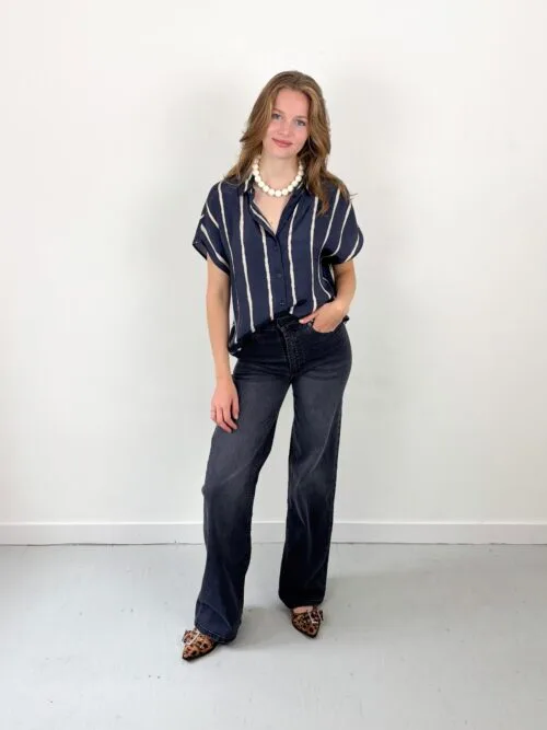 Lois Palazzo enzyme black