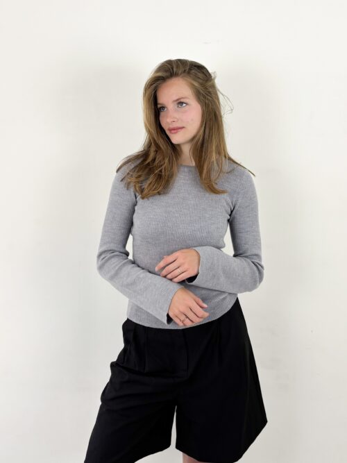 Modstrom Hirokimd o-neck