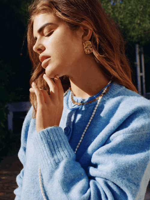 Bonnie Smiley gold necklace