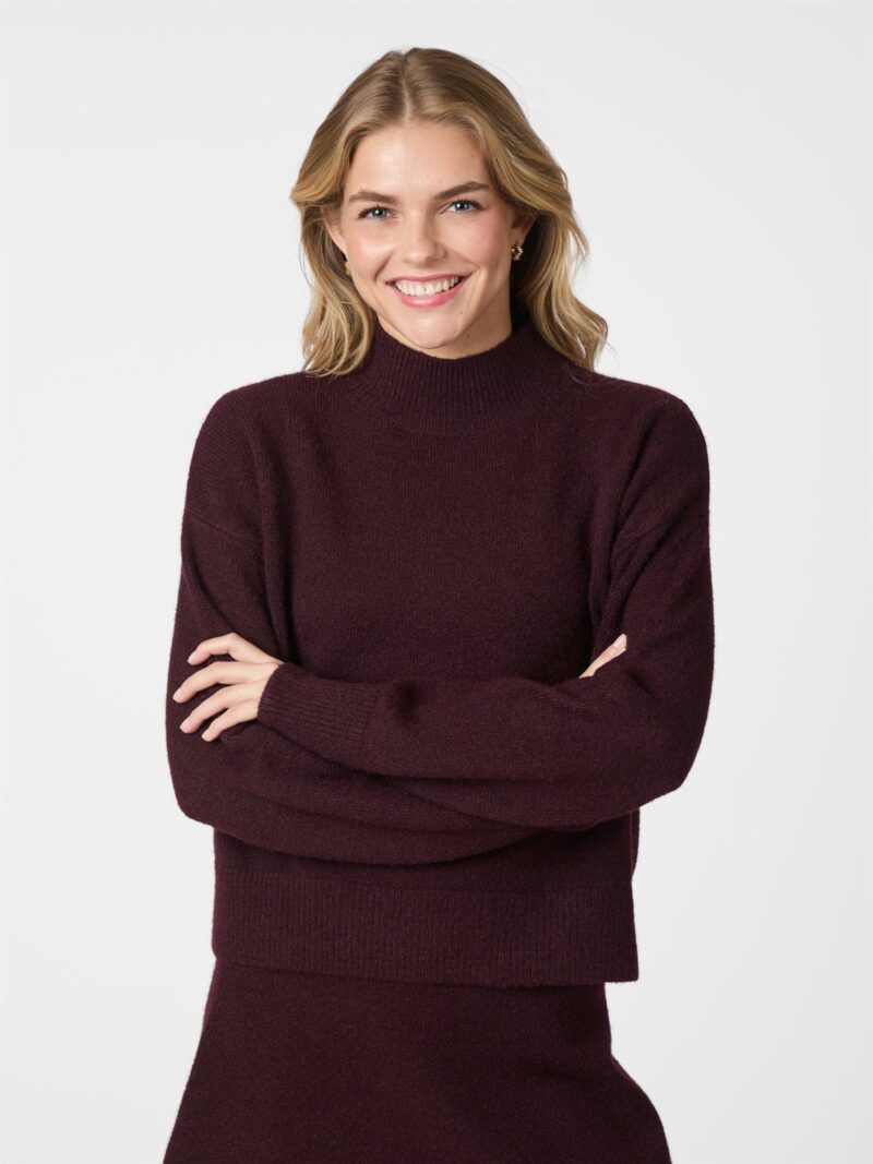 Neo Noir Paulina knit