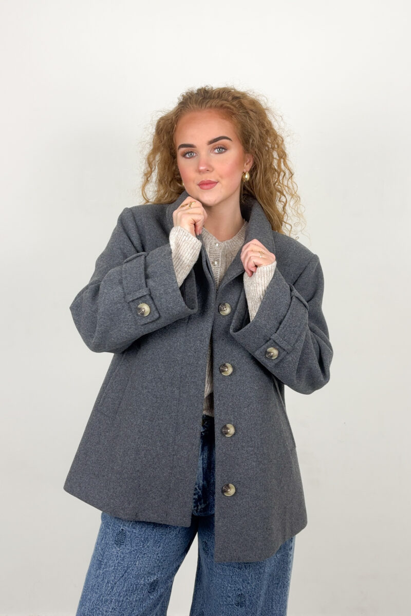Modstrom Ofia short jacket