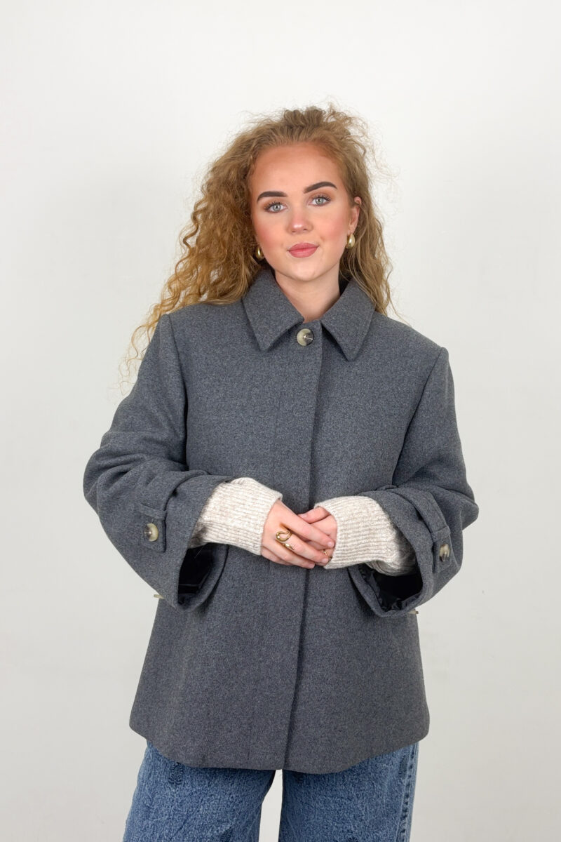 Modstrom Ofia short jacket