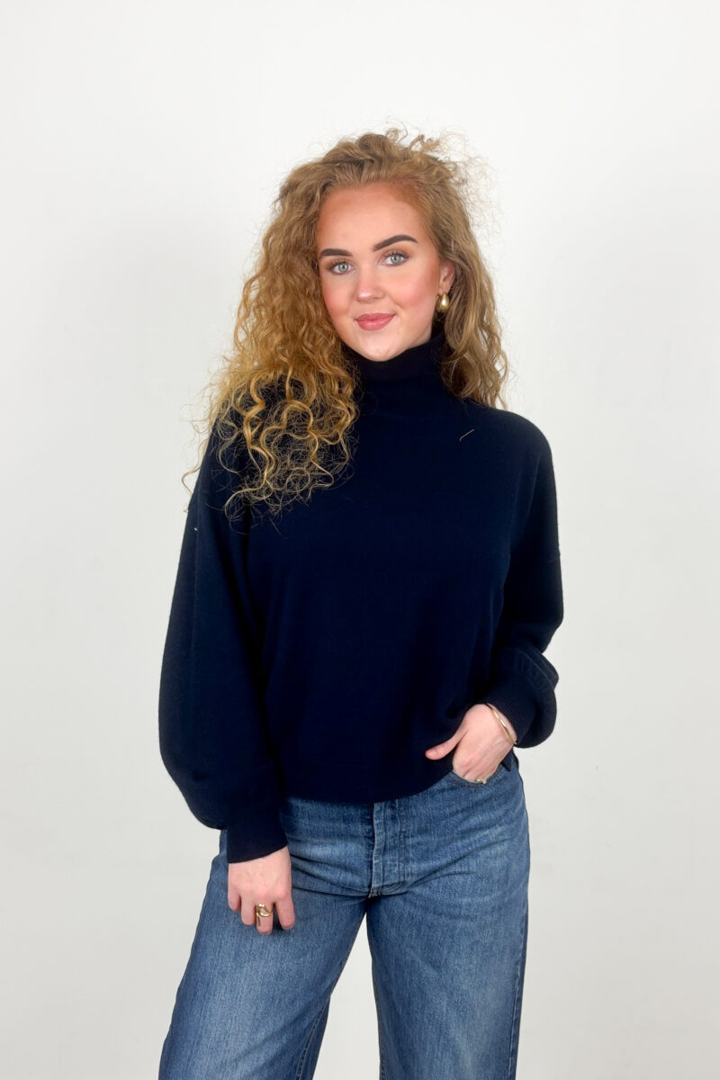 By-Bar Sammie pullover