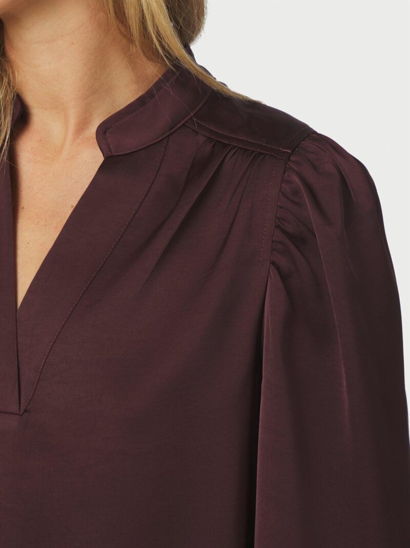 Neo Noir Rosslyn sateen blouse