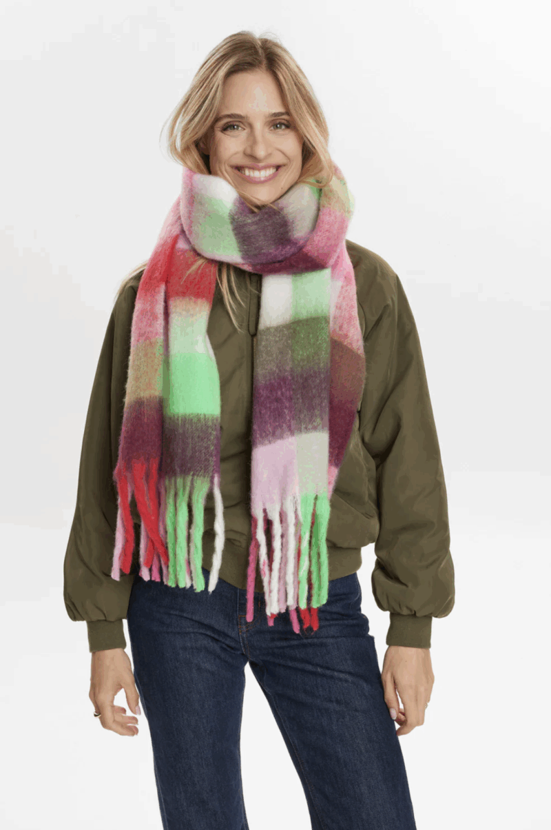 Numph Nusasha scarf
