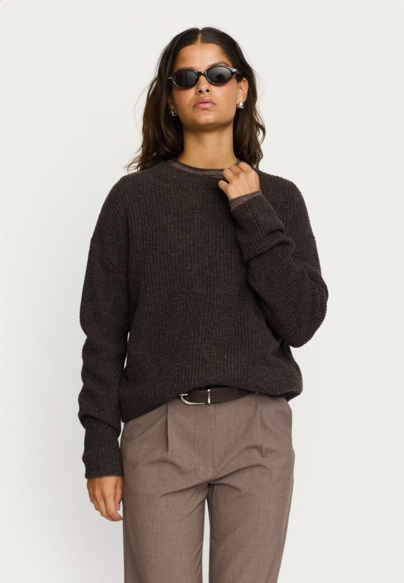 Soft Rebels West knit