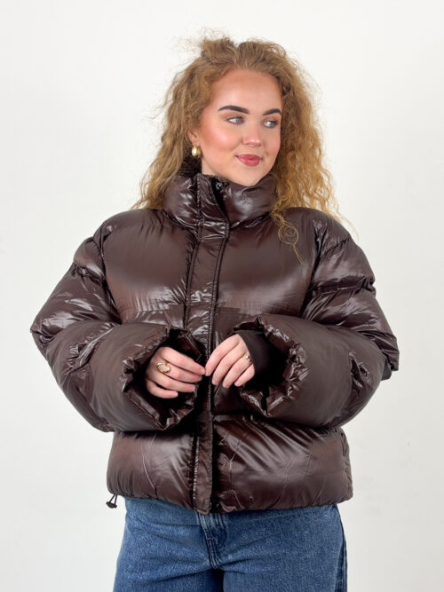 Neo Noir Rhea shiny puff jack