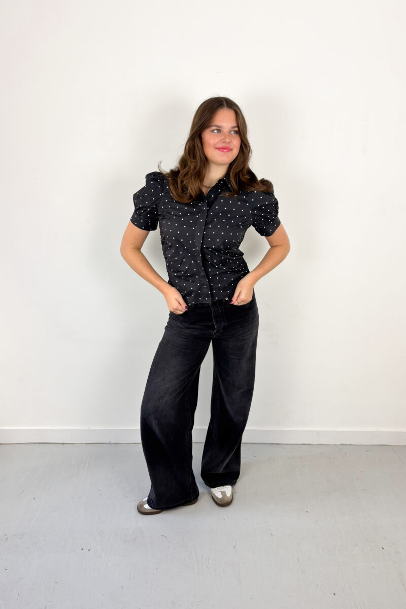 Lois Skater loose black stone