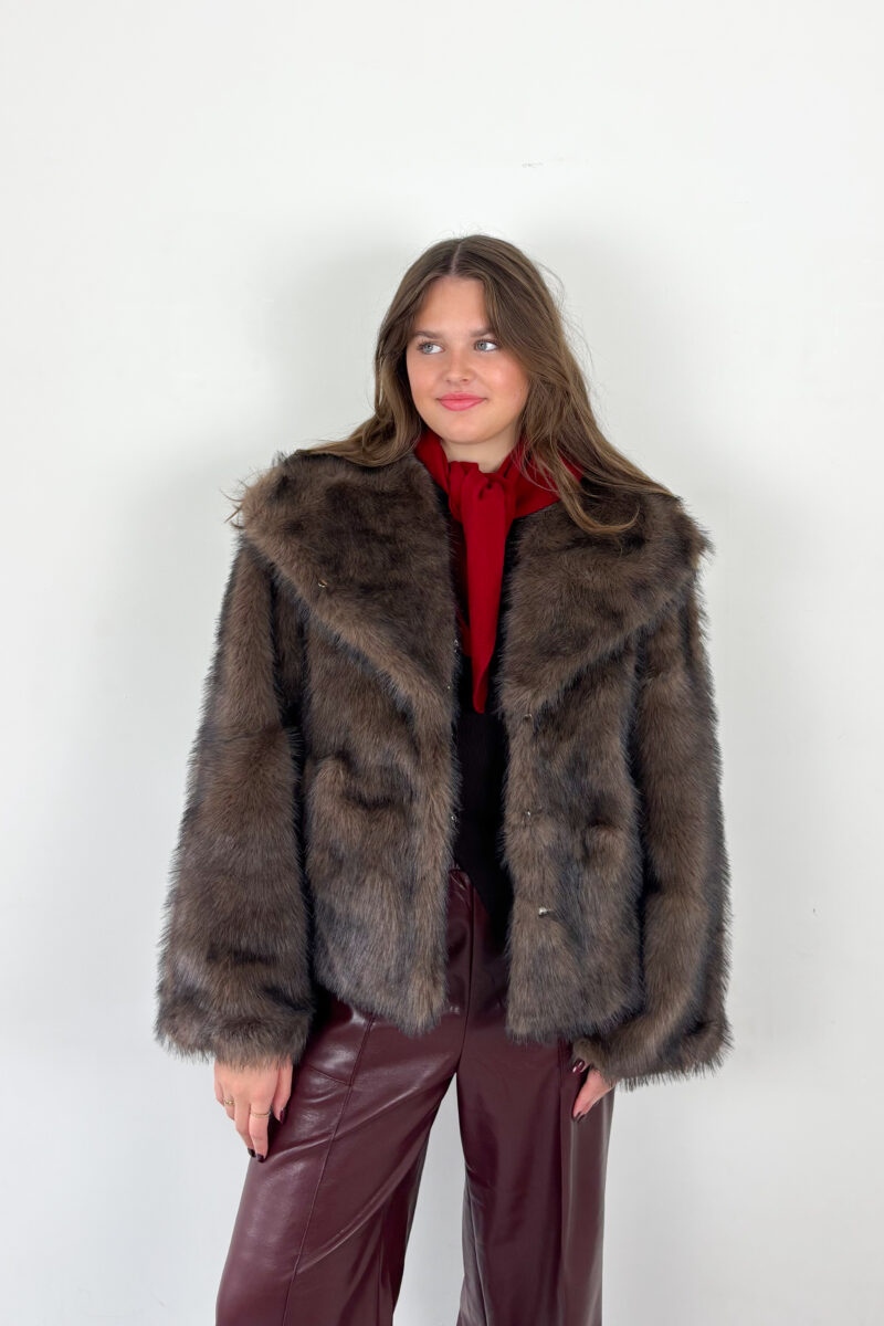 Neo Noir Stephanie faux fur