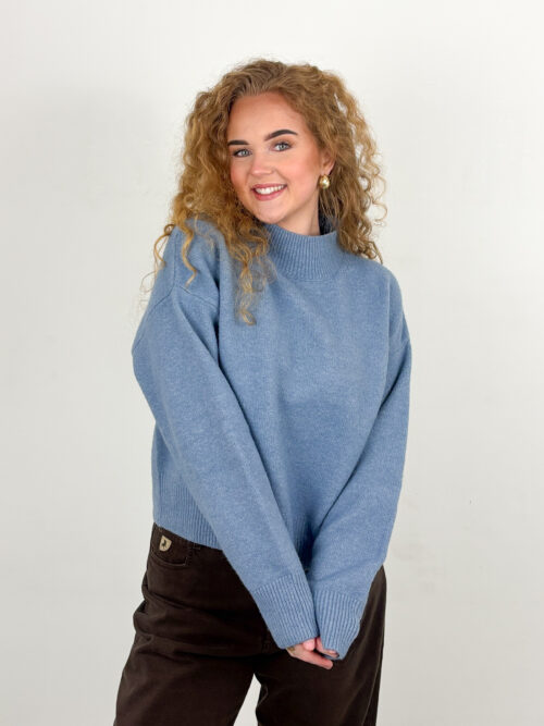 Neo Noir Paulina knit