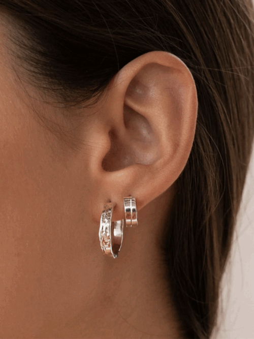 Miab Ruffle click earring Miab Ruffle click earring