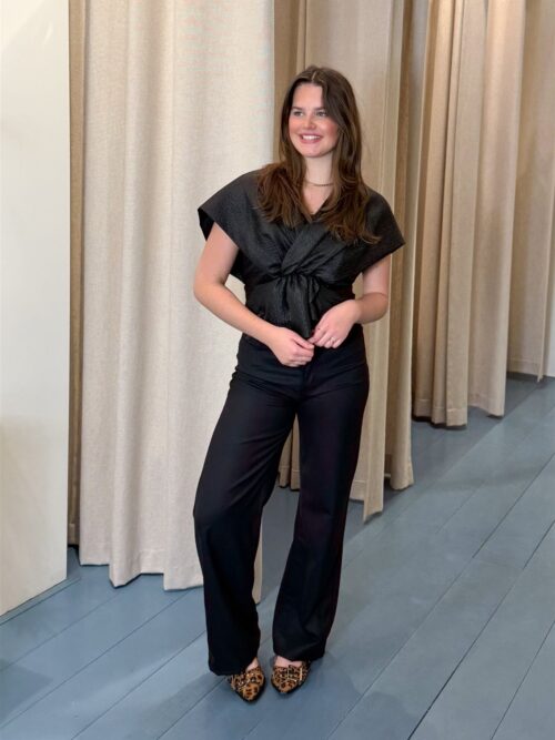 Lois Skater Caster Loose