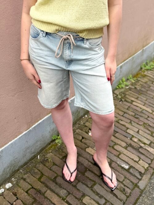 Circle of Trust Jona long shor