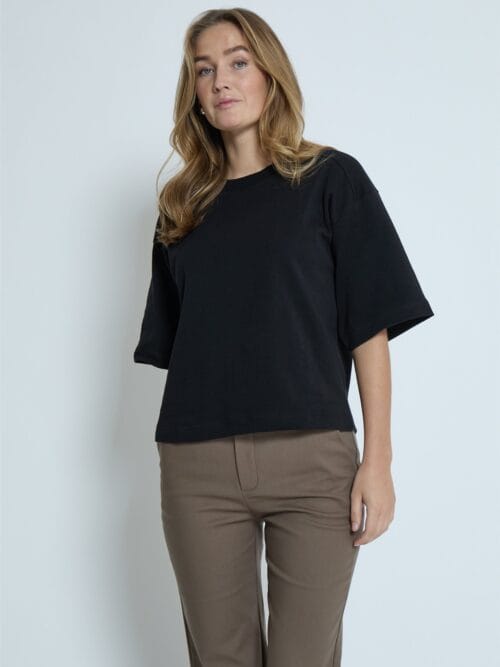 Peppercorn Fiola t-shirt