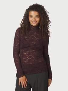 Neo Noir Liza lace flower top