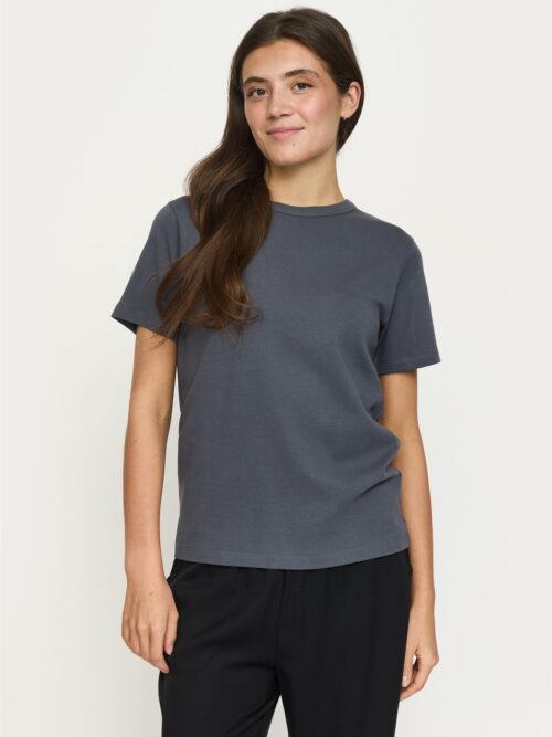 Soft Rebels Hella T-shirt