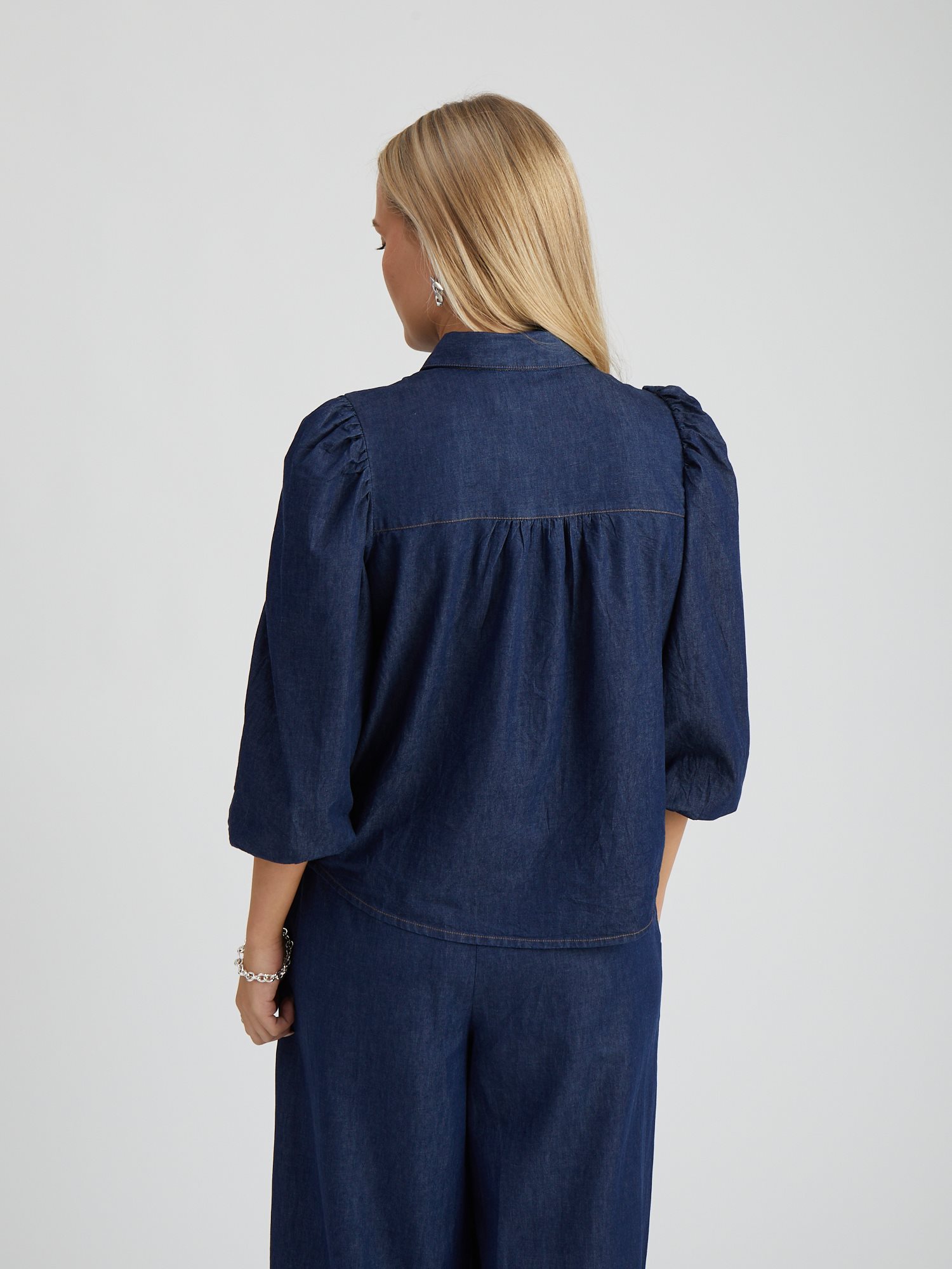 Peppercorn Nuisa puff top Peppercorn Nuisa puff top