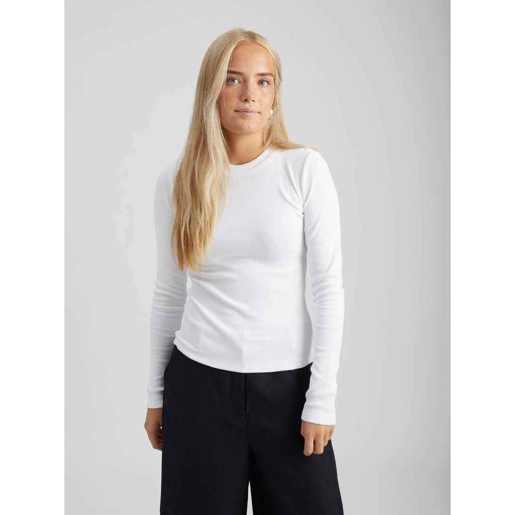 Peppercorn Phoebe longsleeve Peppercorn Phoebe longsleeve