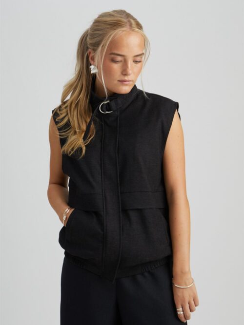 Peppercorn Tosca vest